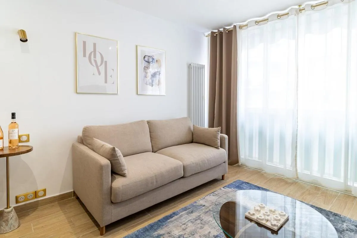 Apartment Appartement De Charme A 5 Minutes De La Mer Antibes